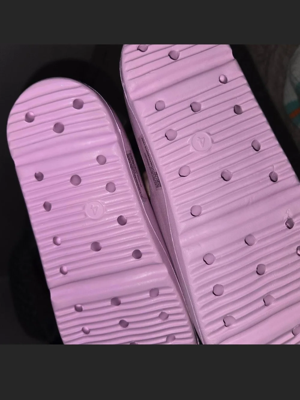art class Pastel Lilac Slide Sandals